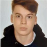 Estudiante de traducción e interpretación de idiomas con mucho tacto con los niños y con muchas ganas de ayudar